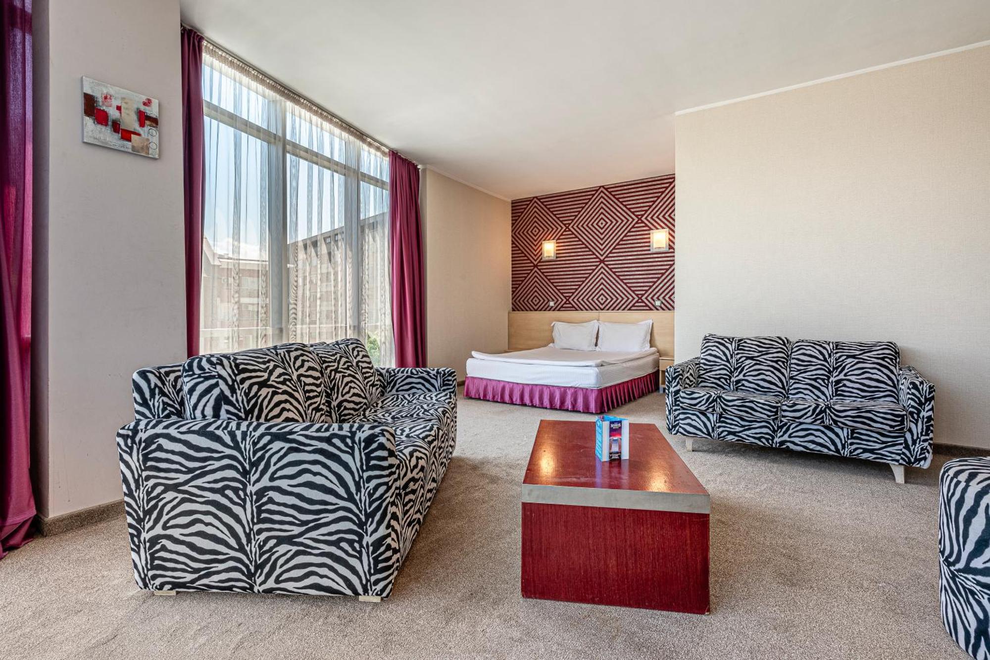Hotel Noris Plovdiv Exterior photo